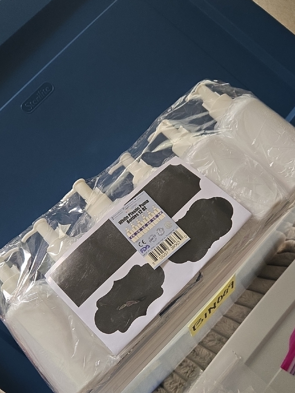 New Pack of 6: 12oz White Plastic Pump Bottles with Labels (BIN 009)